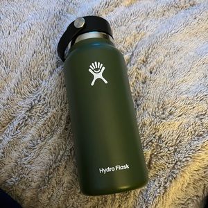 Hydro flask army green 32 oz